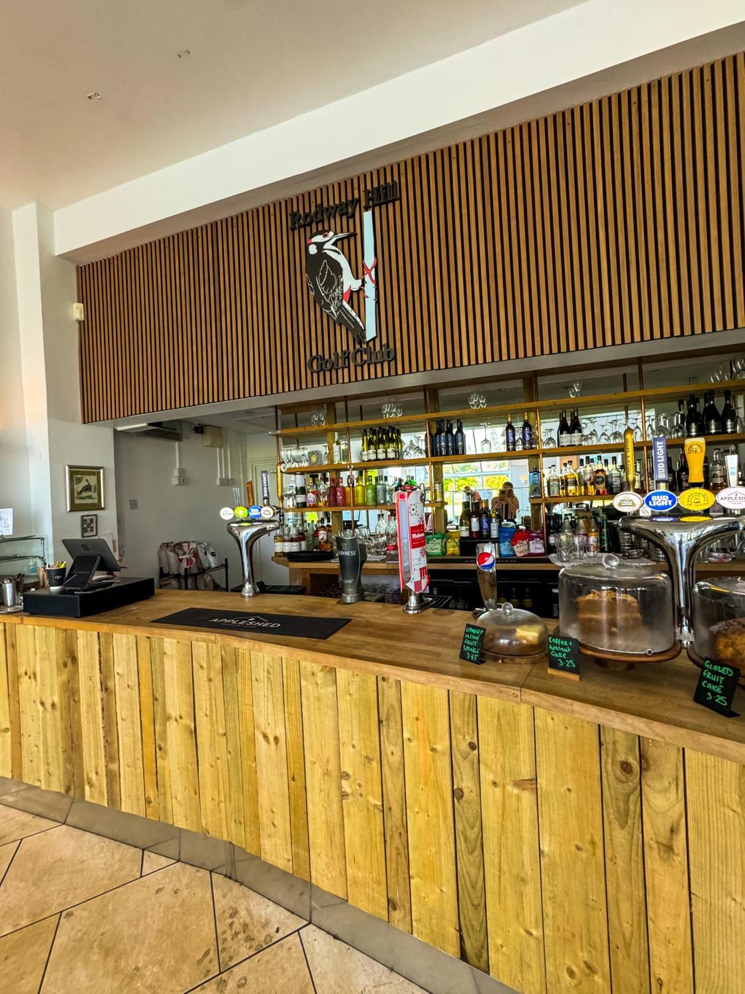 Rodway Hill Golf & Eco Pod Hotel Gloucester Esterno foto